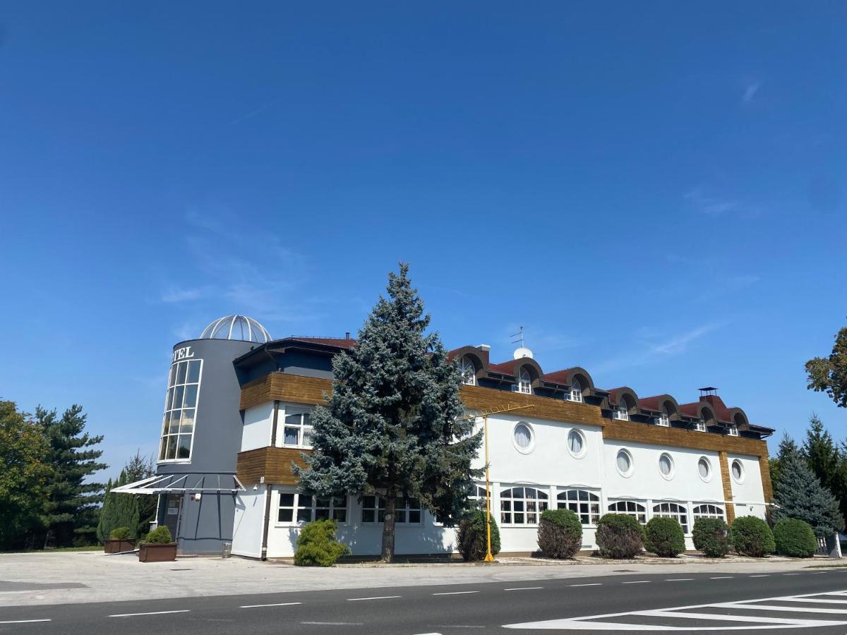 Hotel Lagus Gornji Kneginec Exterior photo